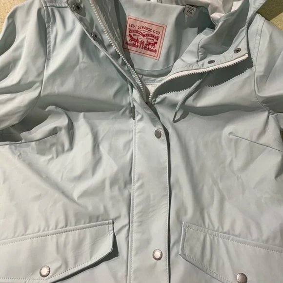 BNWT Levi’s Hoodie Rain coat/Wind breaker Small Sm - Picture 7 of 8